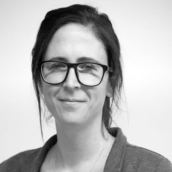 Laine Moger Opes