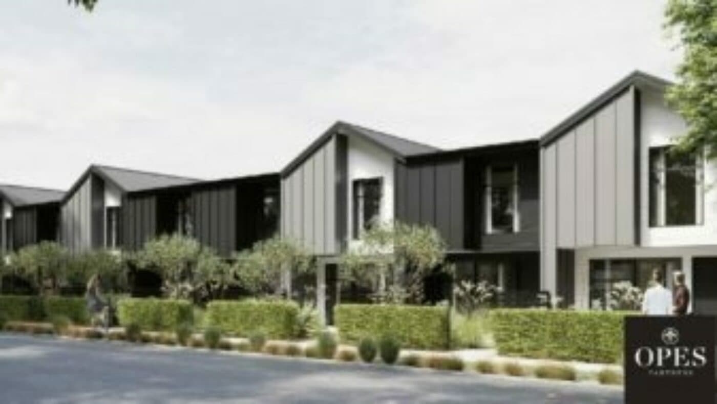 Townhouses vs apartment